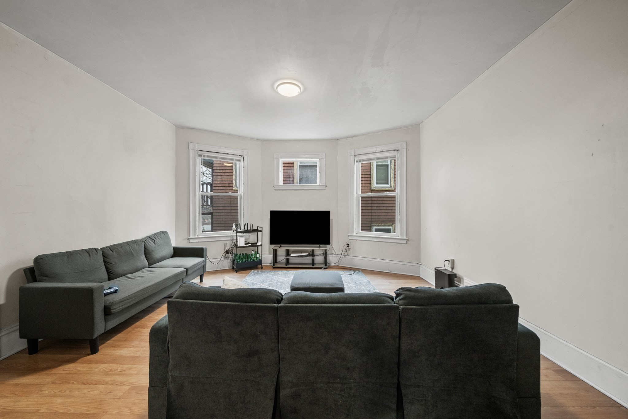 Photos of apartment on Parker Hill Ave.,Boston MA 02120