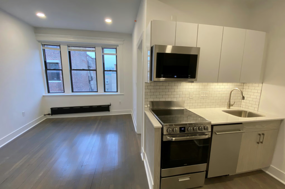 Photos of apartment on queensbury St.,Boston MA 02215