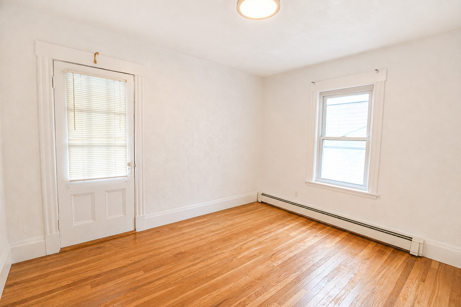 Photos of apartment on Sycamore St.,Everett MA 02149