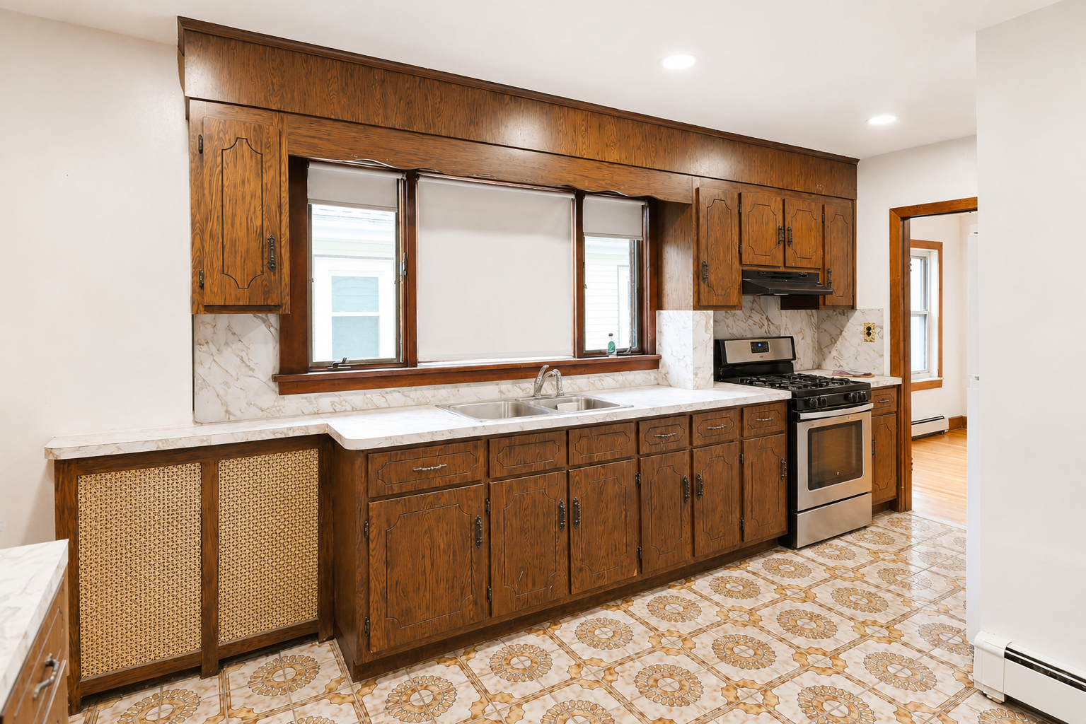 Photos of apartment on Sycamore St.,Everett MA 02149