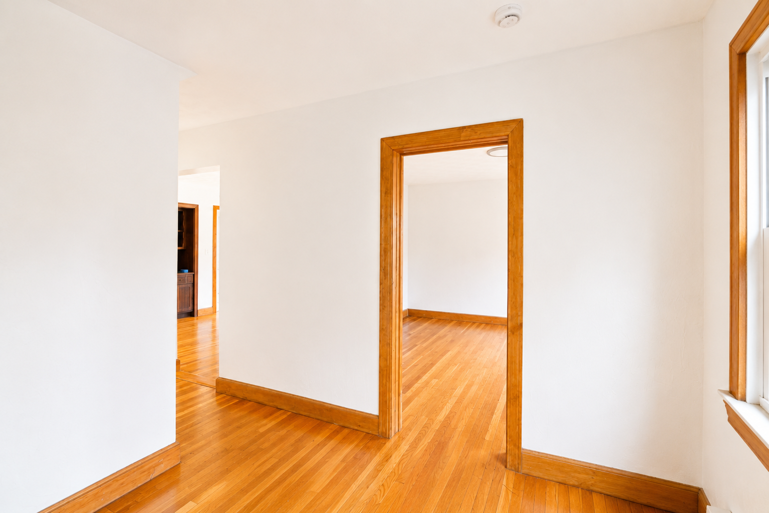 Photos of apartment on Sycamore St.,Everett MA 02149