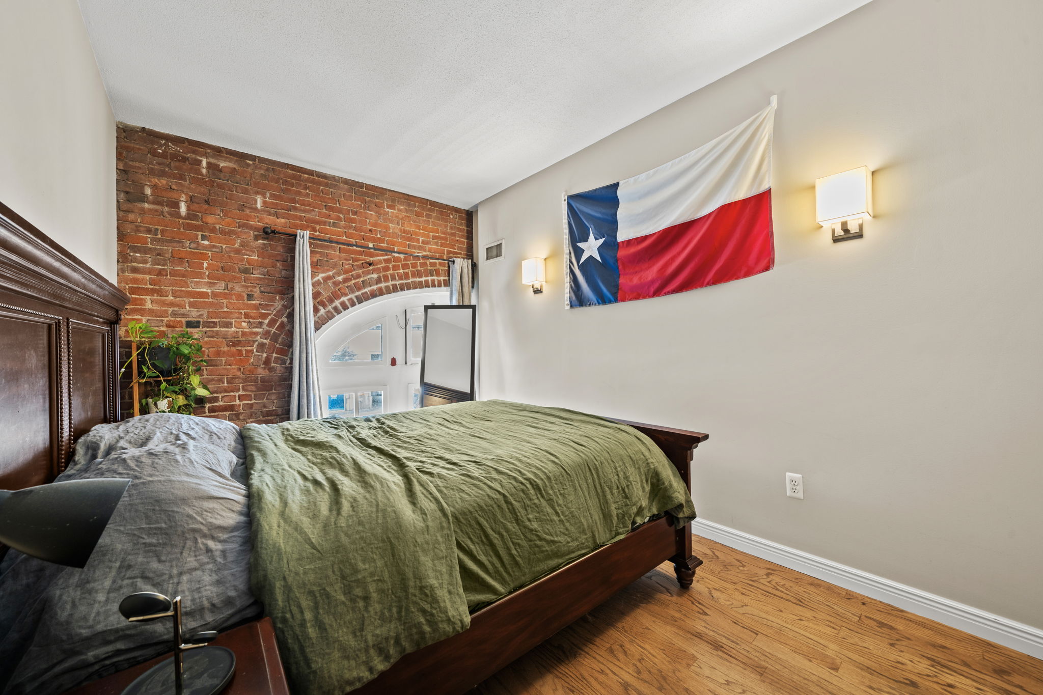 Photos of apartment on 13th St.,Boston MA 02129
