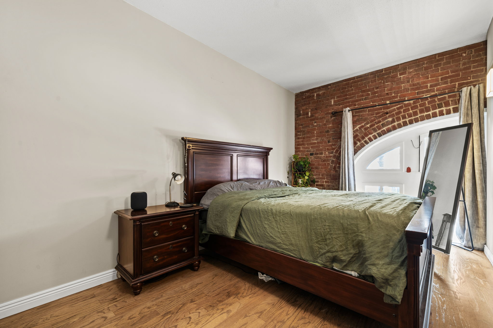 Photos of apartment on 13th St.,Boston MA 02129