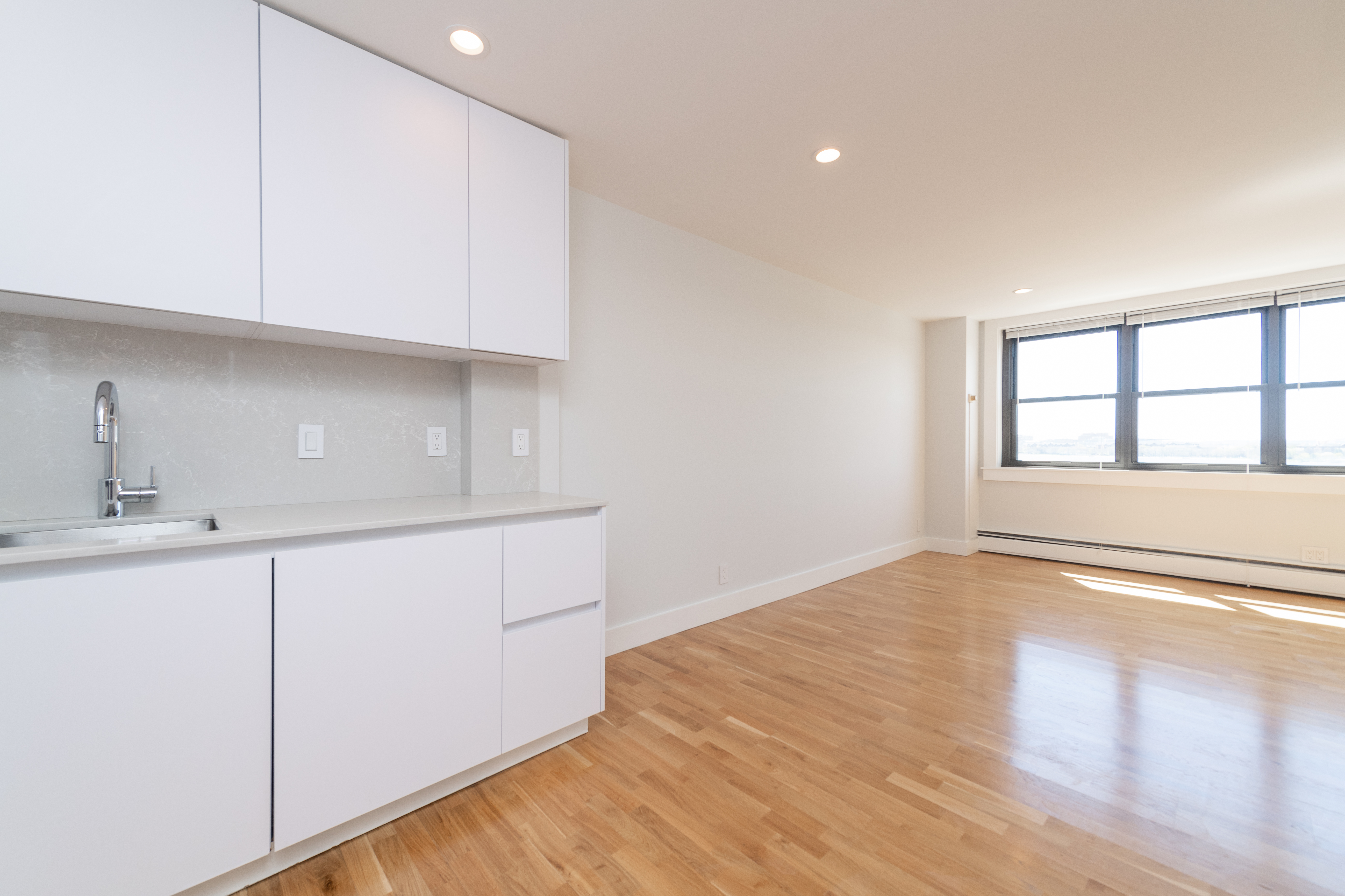 2 bed, 1 bath apartment for rent at 1410 Columbia Rd Unit 5G, South Boston — photo 2 of 10
