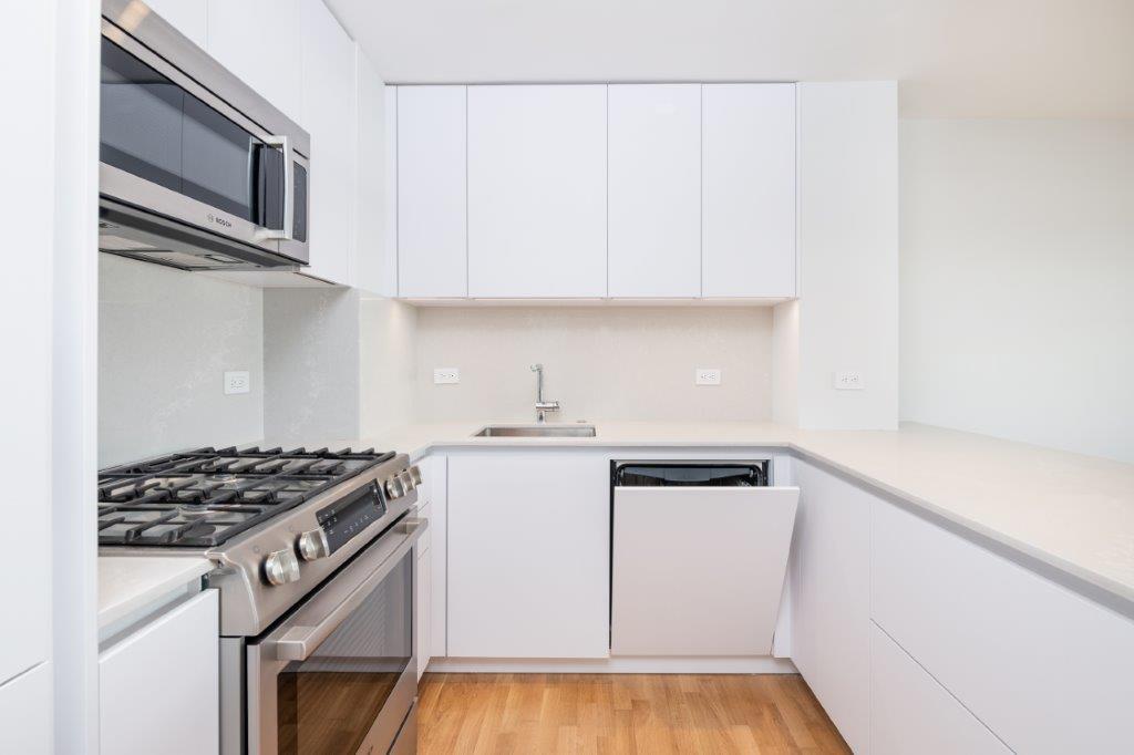 2 bed, 1 bath apartment for rent at 1410 Columbia Rd Unit 6D, South Boston — photo 2 of 7