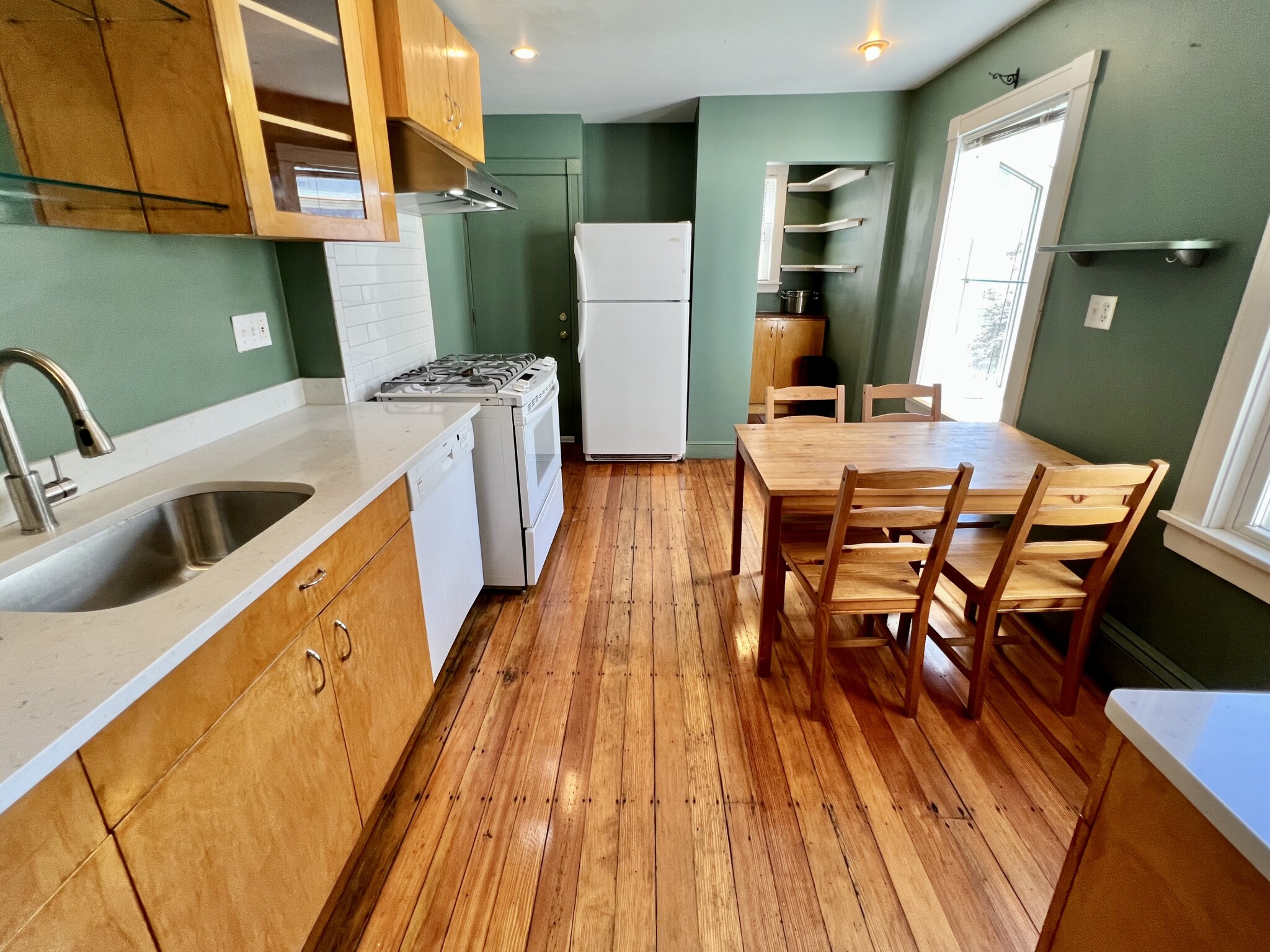 Photos of apartment on Fairmont Ave.,Cambridge MA 02139