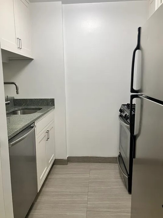https://ygl-photos.s3.us-west-004.backblazeb2.com/12110O683edc83c4e4e.jpg