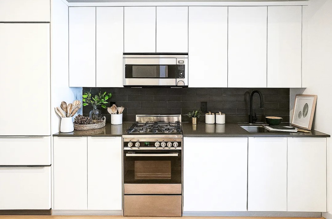 130 John St., manhattan, NY - 8,585 USD/ month