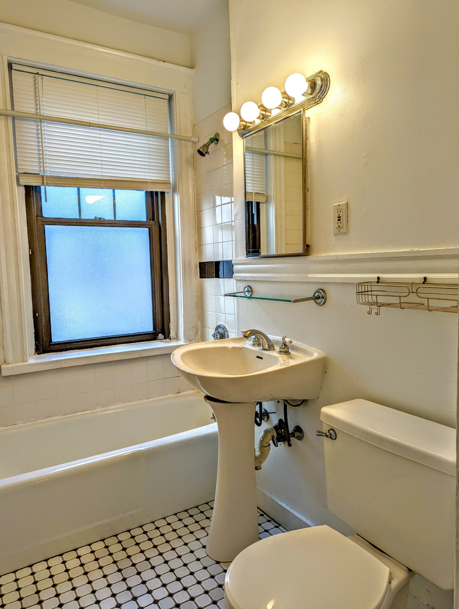Photos of apartment on Commonwealth Ave.,Boston MA 02135