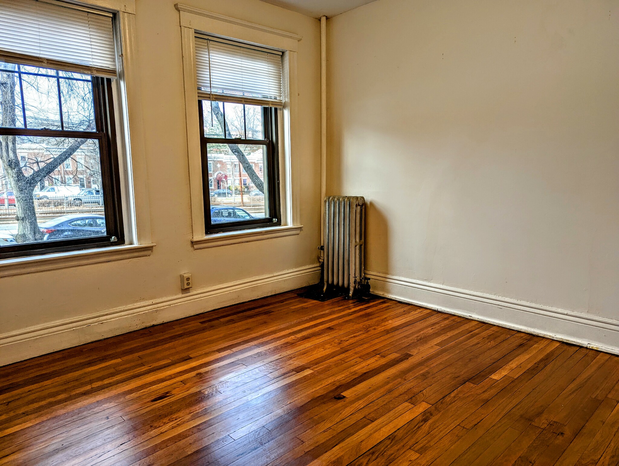 Photos of apartment on Commonwealth Ave.,Boston MA 02135
