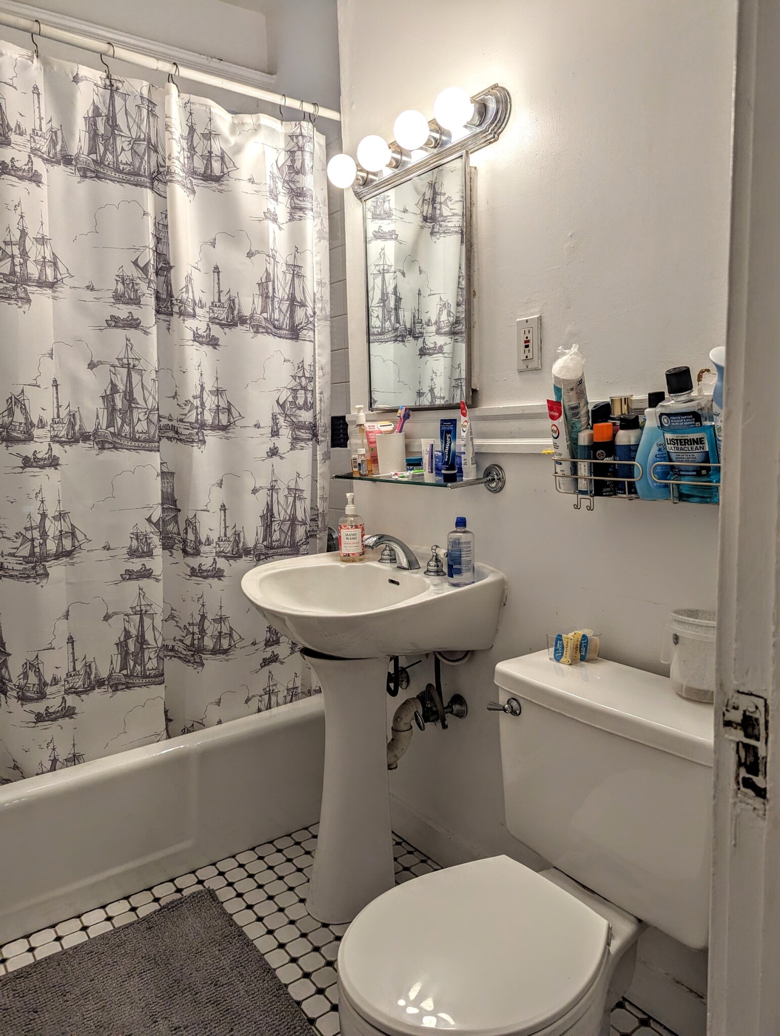 Photos of apartment on Commonwealth Ave.,Boston MA 02135