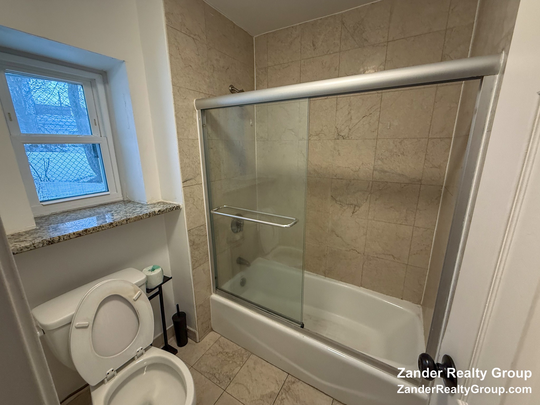 Photos of apartment on Dudley St.,Boston MA 02119