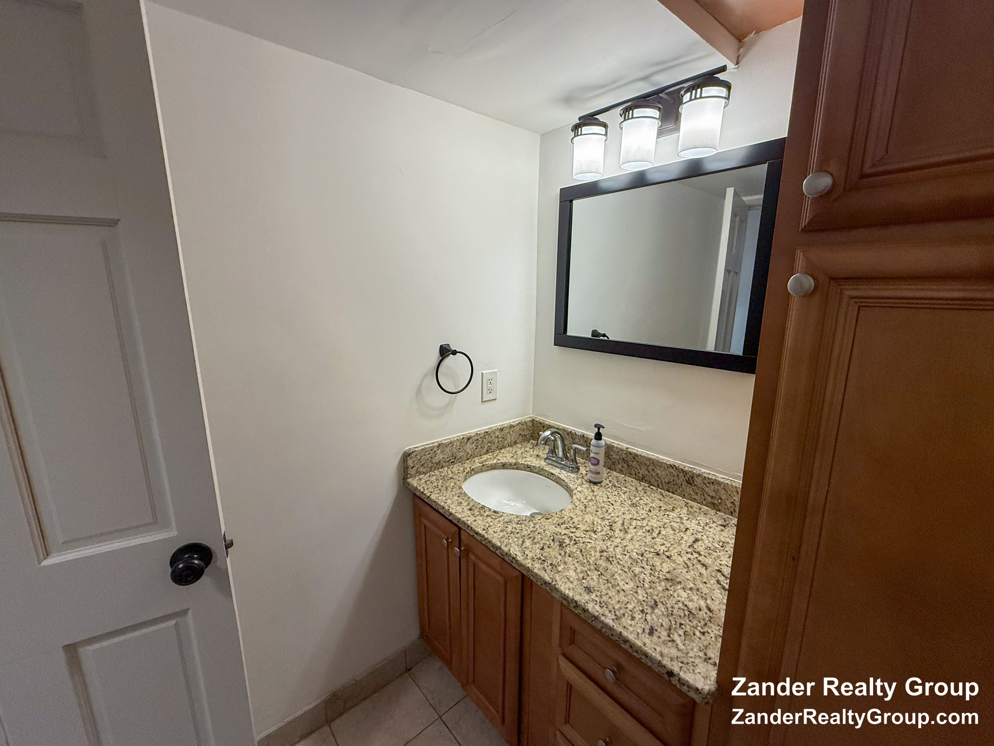 Photos of apartment on Dudley St.,Boston MA 02119