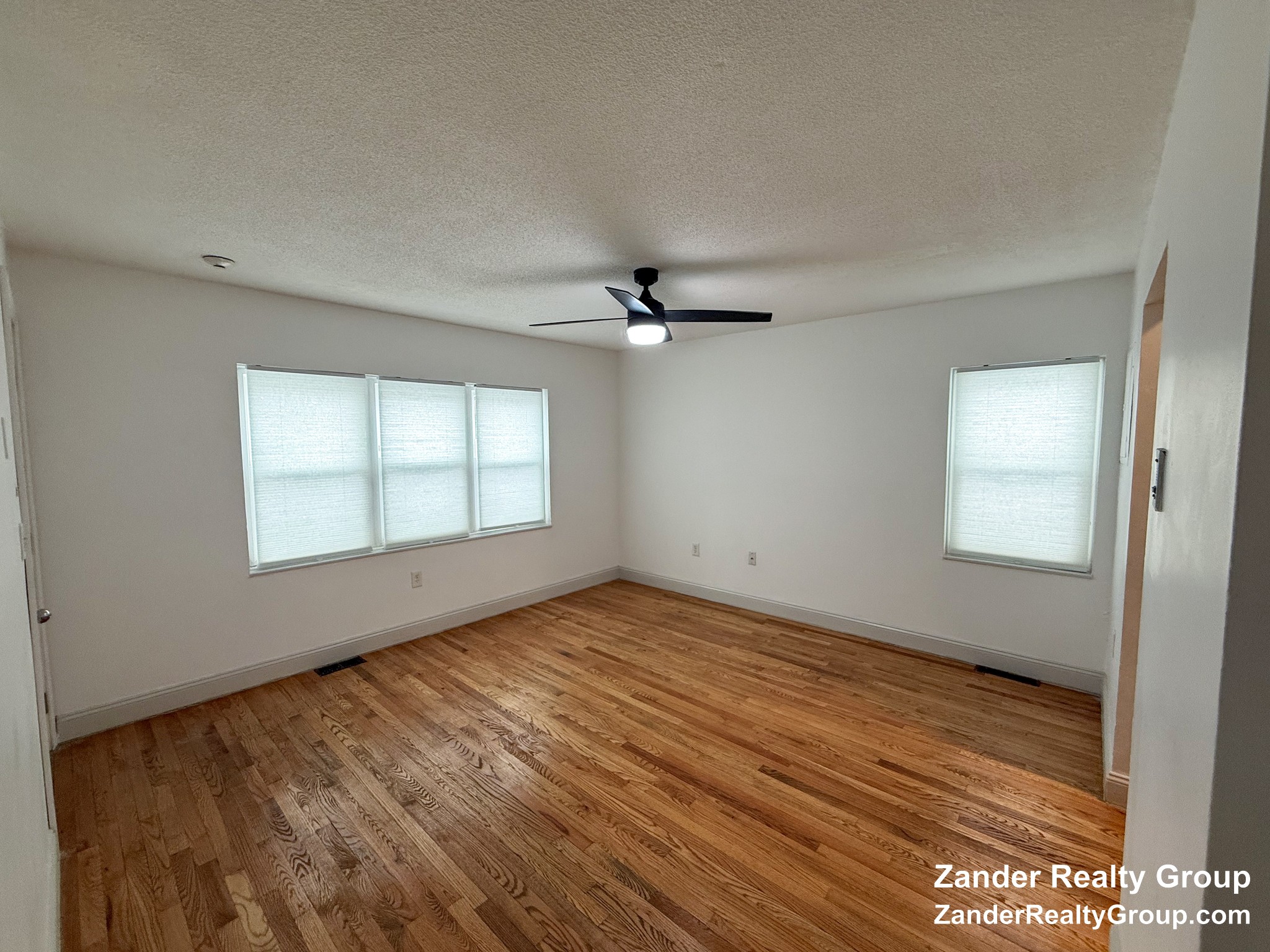 Photos of apartment on Dudley St.,Boston MA 02119