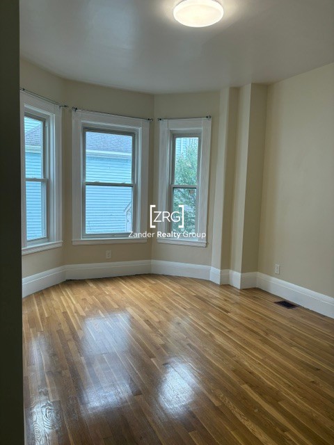 Photos of apartment on Millet St.,Boston MA 02124