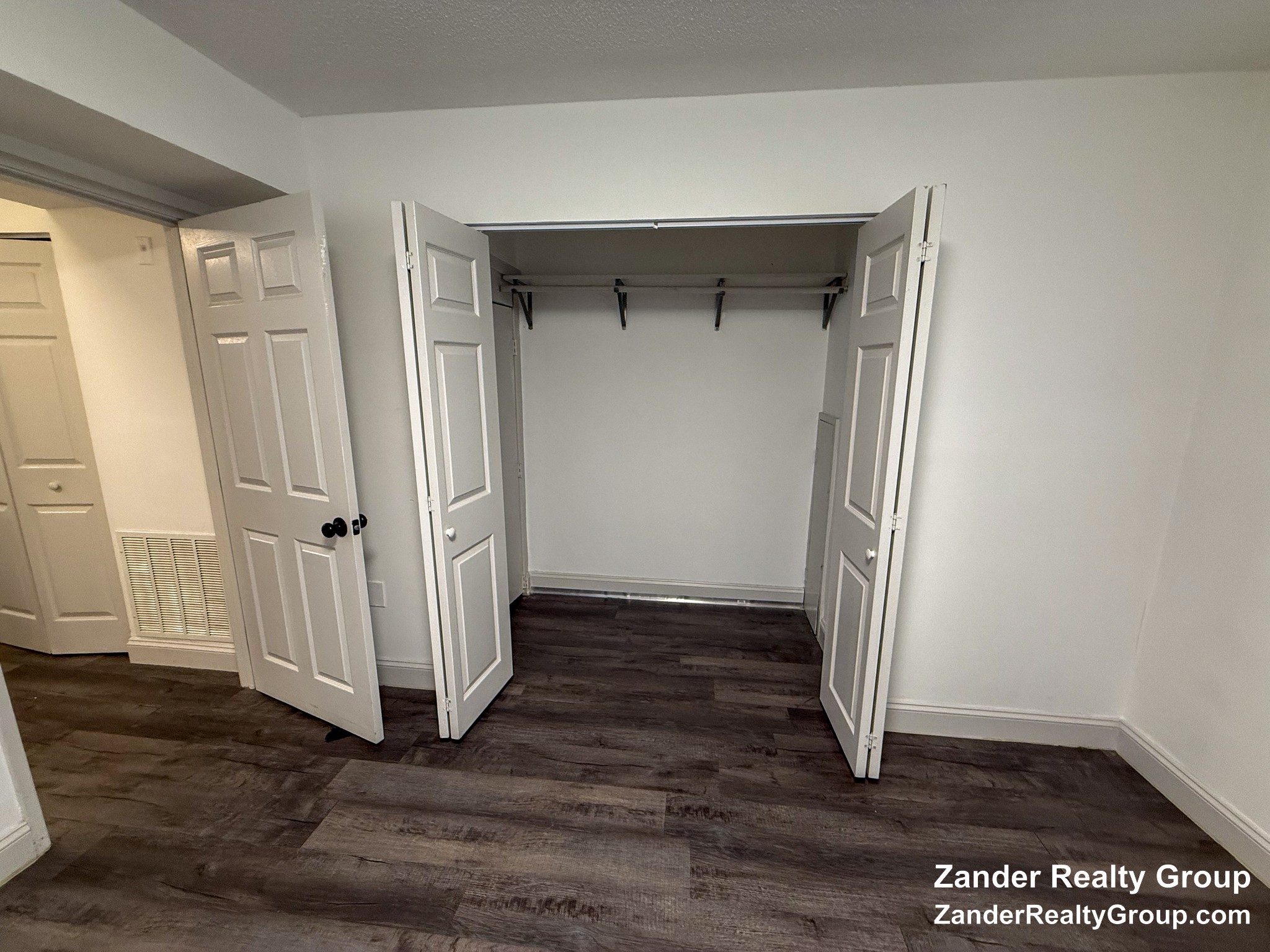 Photos of apartment on Dudley St.,Boston MA 02119