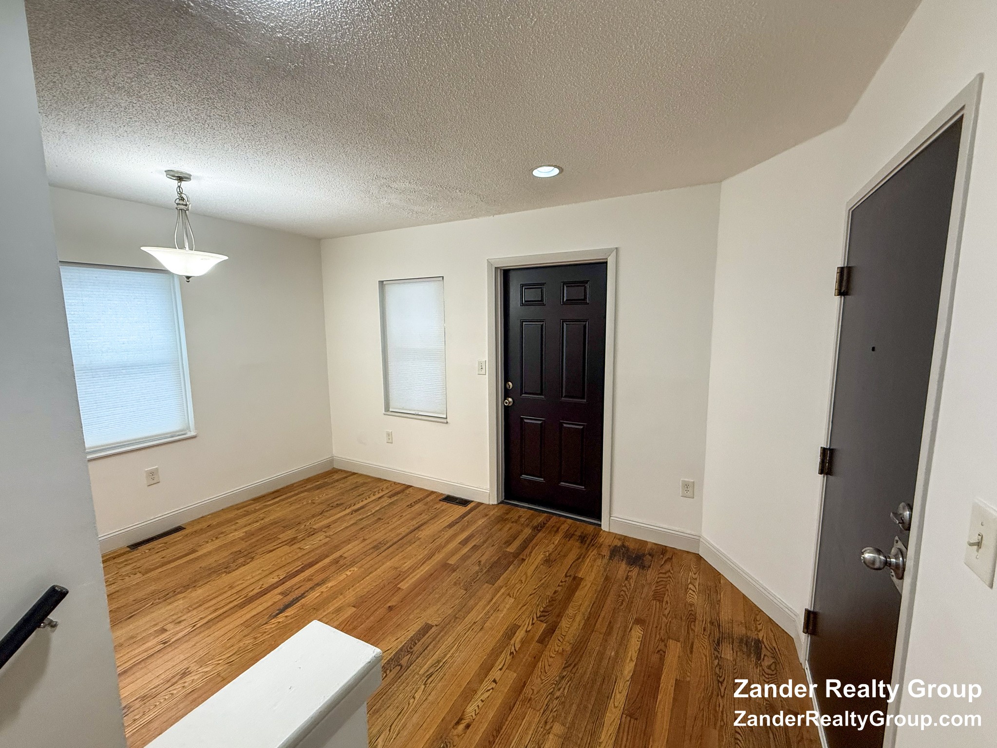 Photos of apartment on Dudley St.,Boston MA 02119