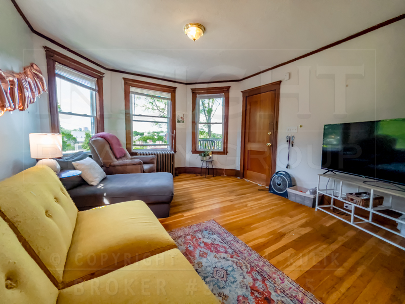 26 Saint Rose St, Jamaica Plain