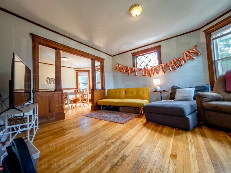 26 Saint Rose St, Jamaica Plain