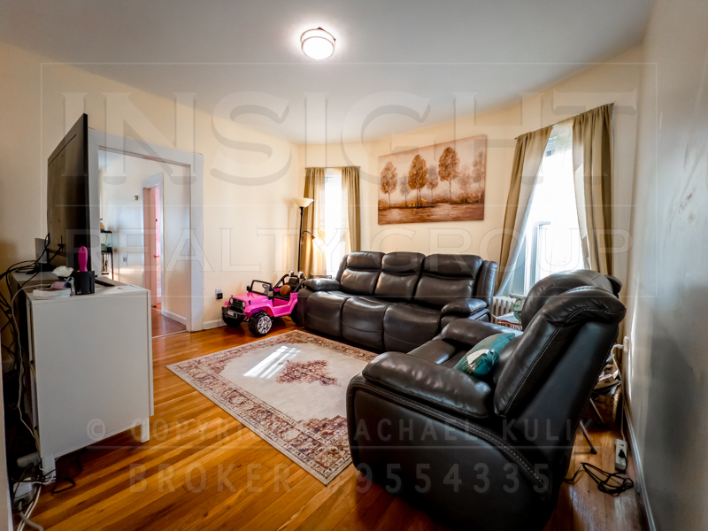 https://ygl-photos.s3.us-west-004.backblazeb2.com/12229O623cf24ae9042.jpg