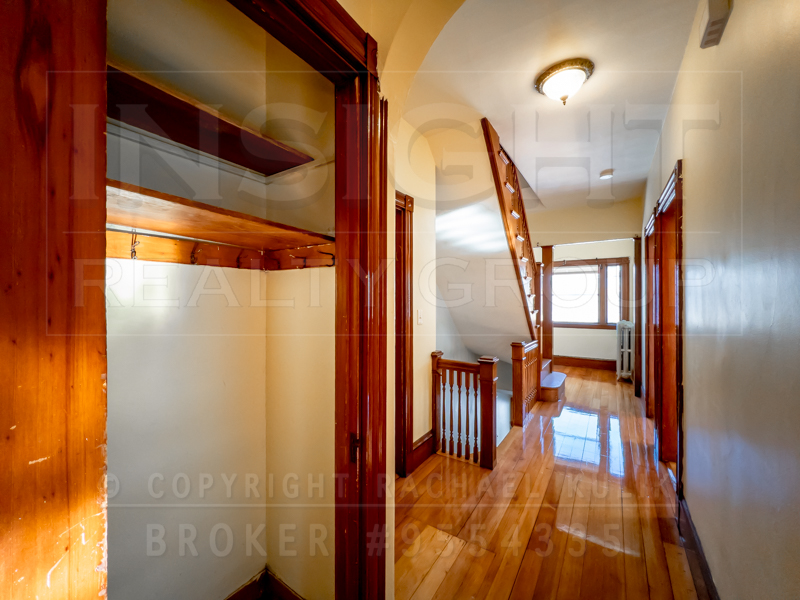 7 Adelaide St, Jamaica Plain