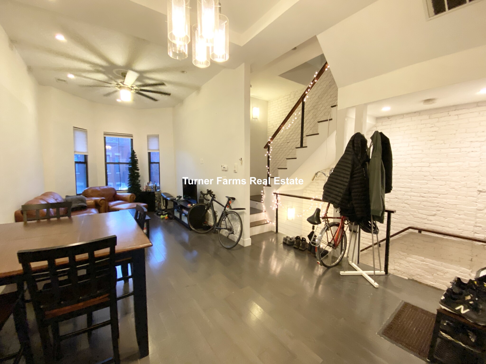 https://ygl-photos.s3.us-west-004.backblazeb2.com/12263W656fcf740e7cf.jpg