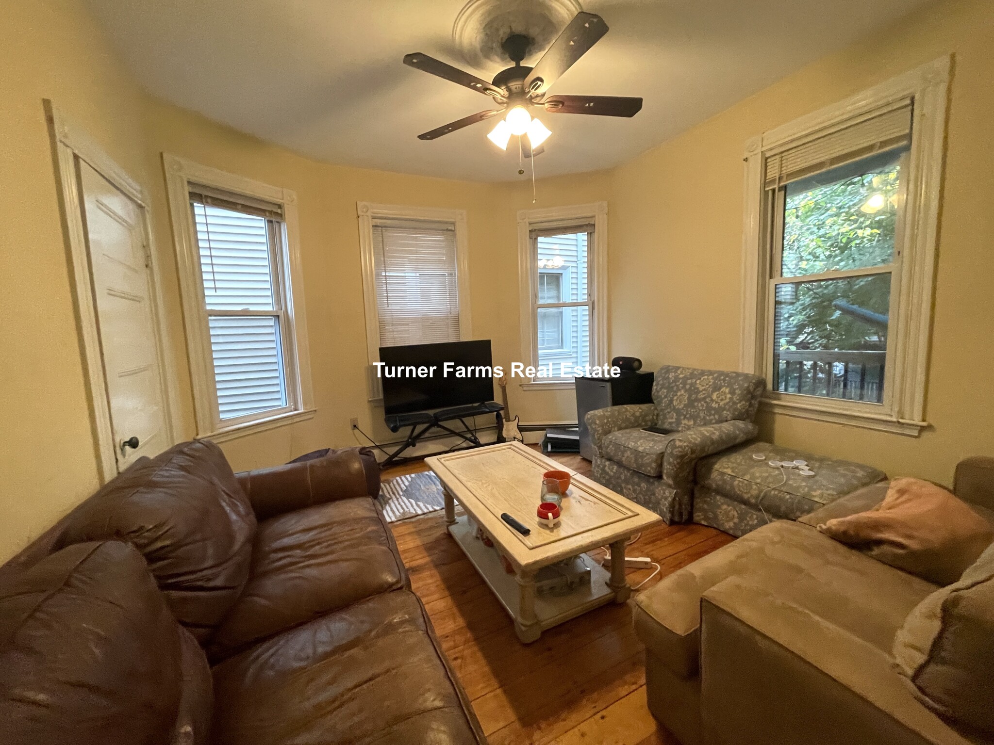 36 Cherokee St., Boston, MA - 8,500 USD/ month