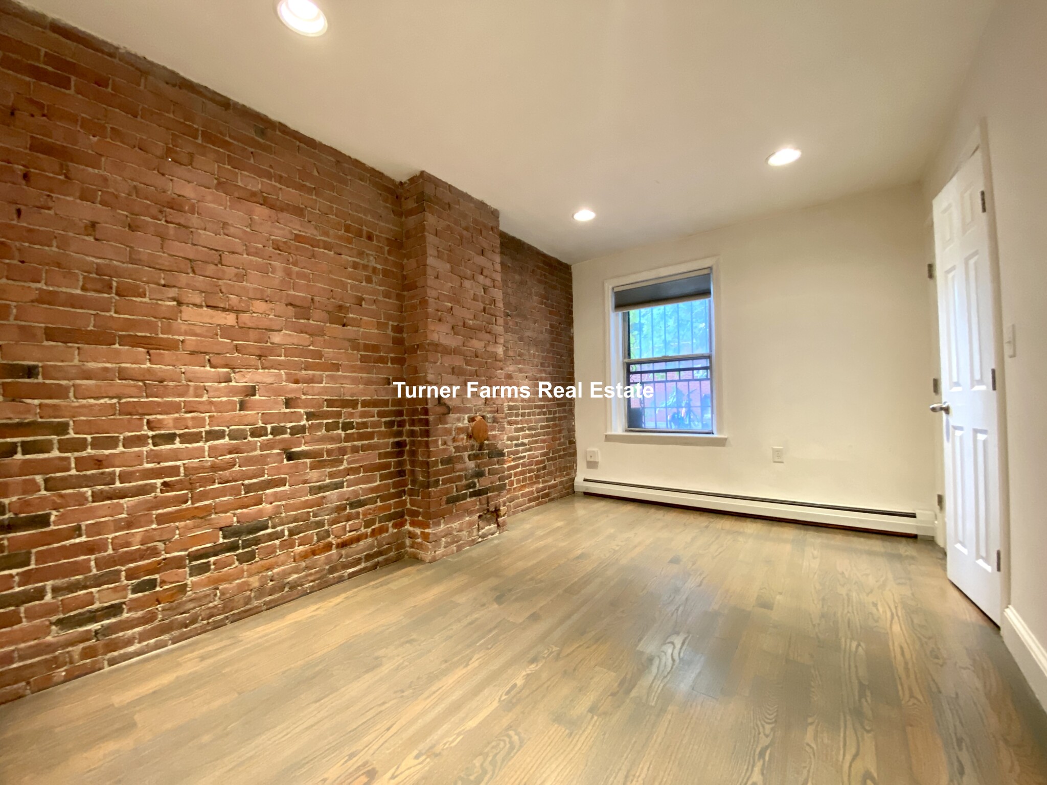 https://ygl-photos.s3.us-west-004.backblazeb2.com/12263W65715f0d39936.jpg