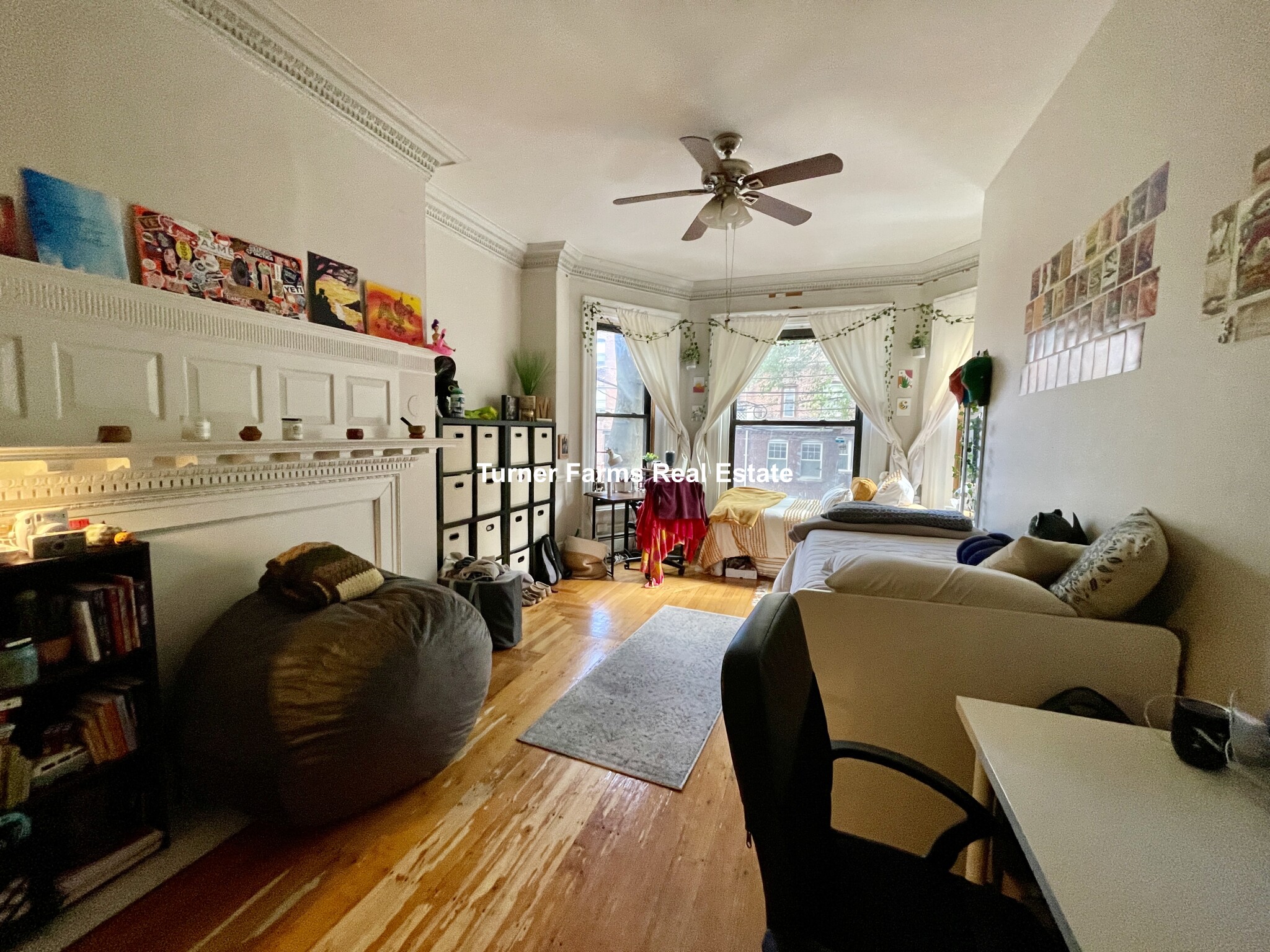 42 Fenway, Boston, MA - 6,300 USD/ month