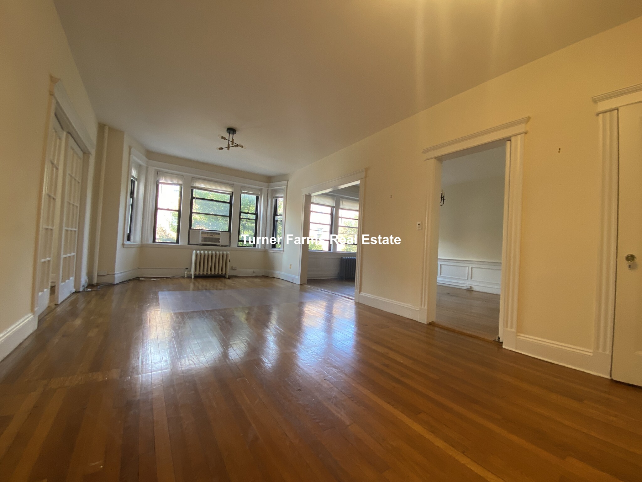 223 Saint Paul, Brookline, MA - 4,545 USD/ month