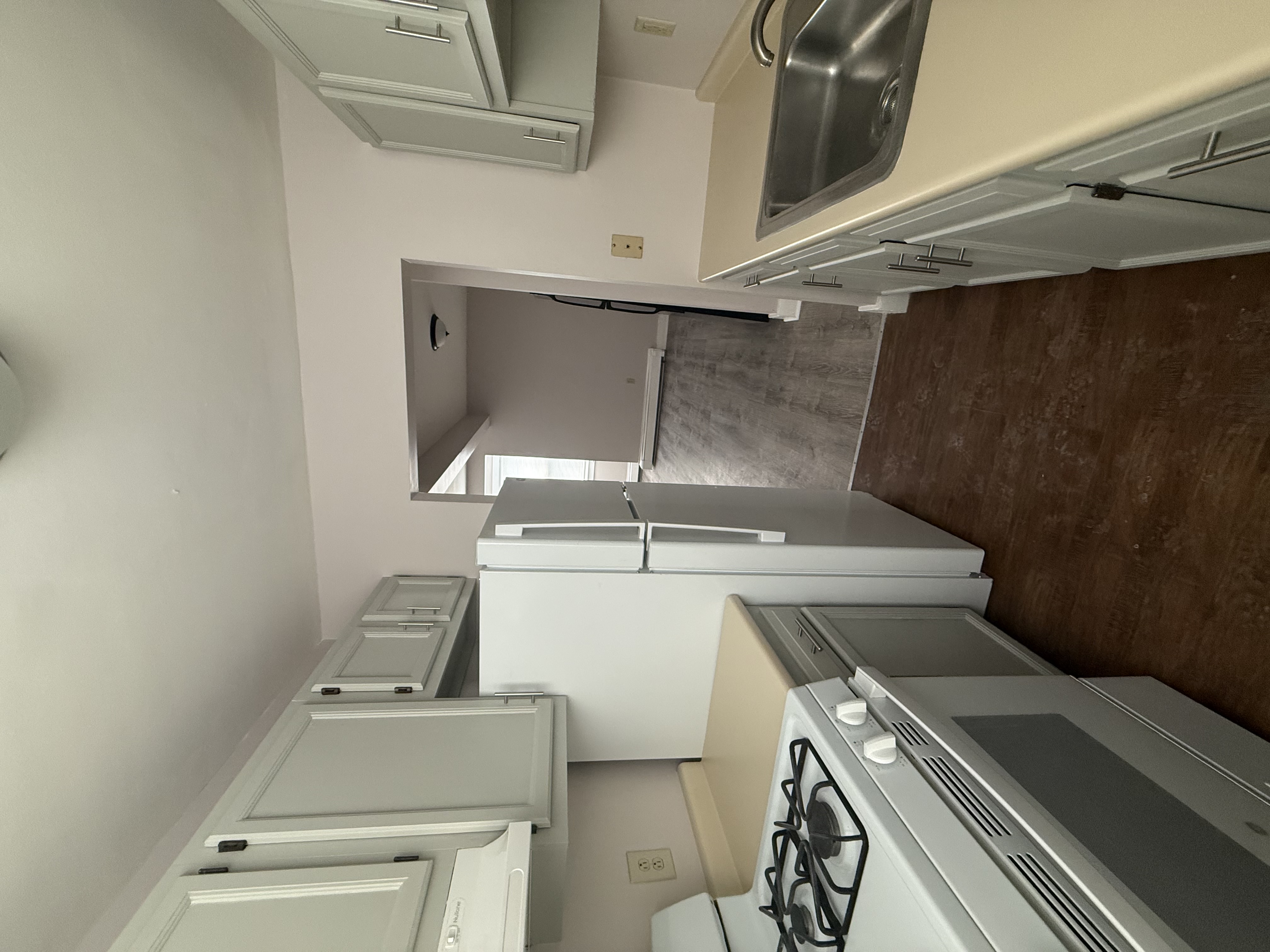 Photos of apartment on Winthrop St.,Boston MA 02119