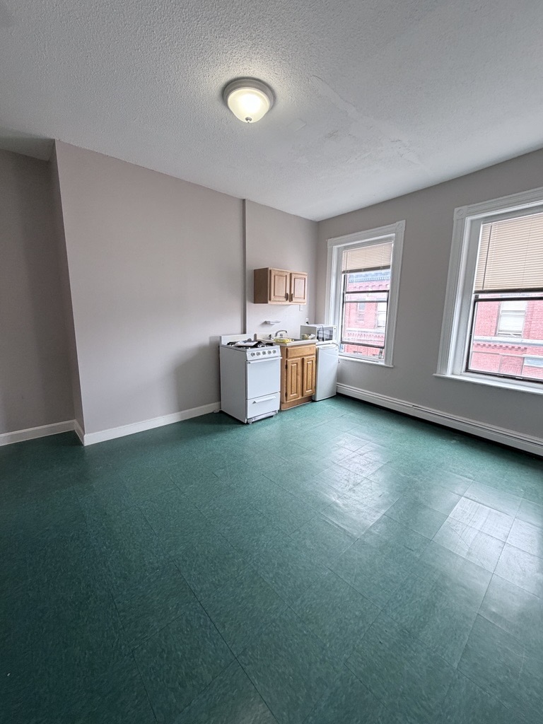 Photos of apartment on Green St.,Boston MA 02130