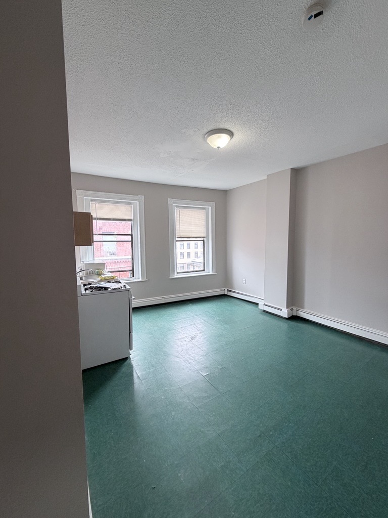 Photos of apartment on Green St.,Boston MA 02130