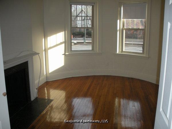 1788 Beacon St, Washington Square