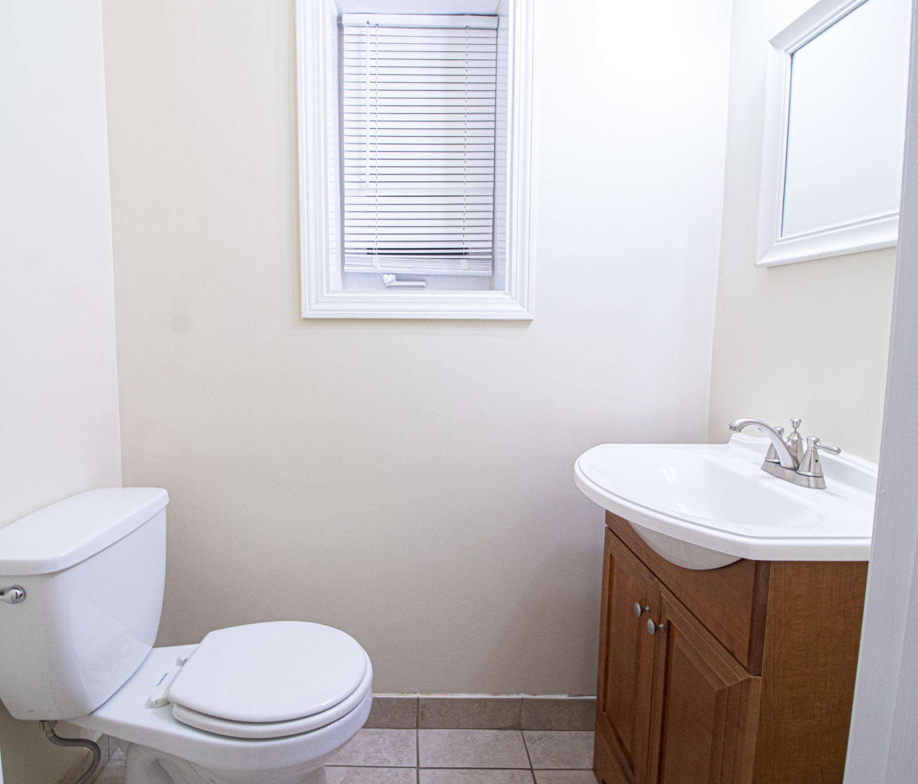 152 Salem, North End