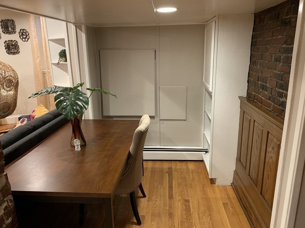 15 Blackwood St, Back Bay