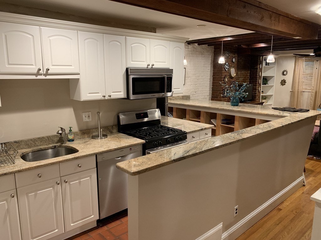 15 Blackwood St, Back Bay