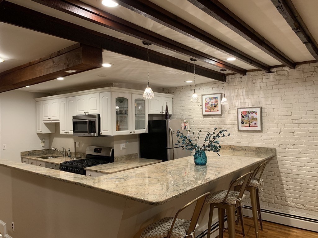 15 Blackwood St, Back Bay