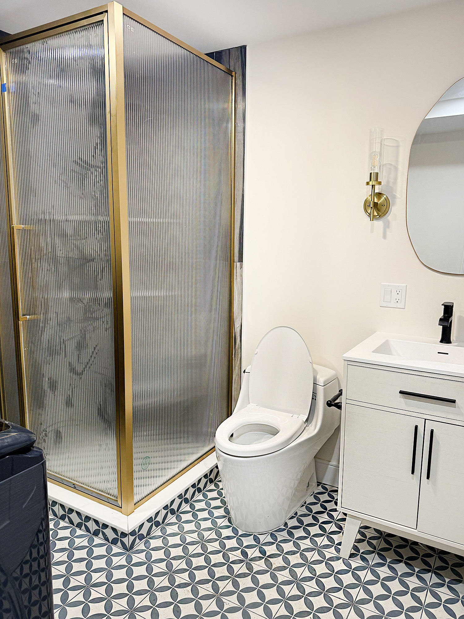 Photos of apartment on Edgell Rd.,Framingham MA 01701