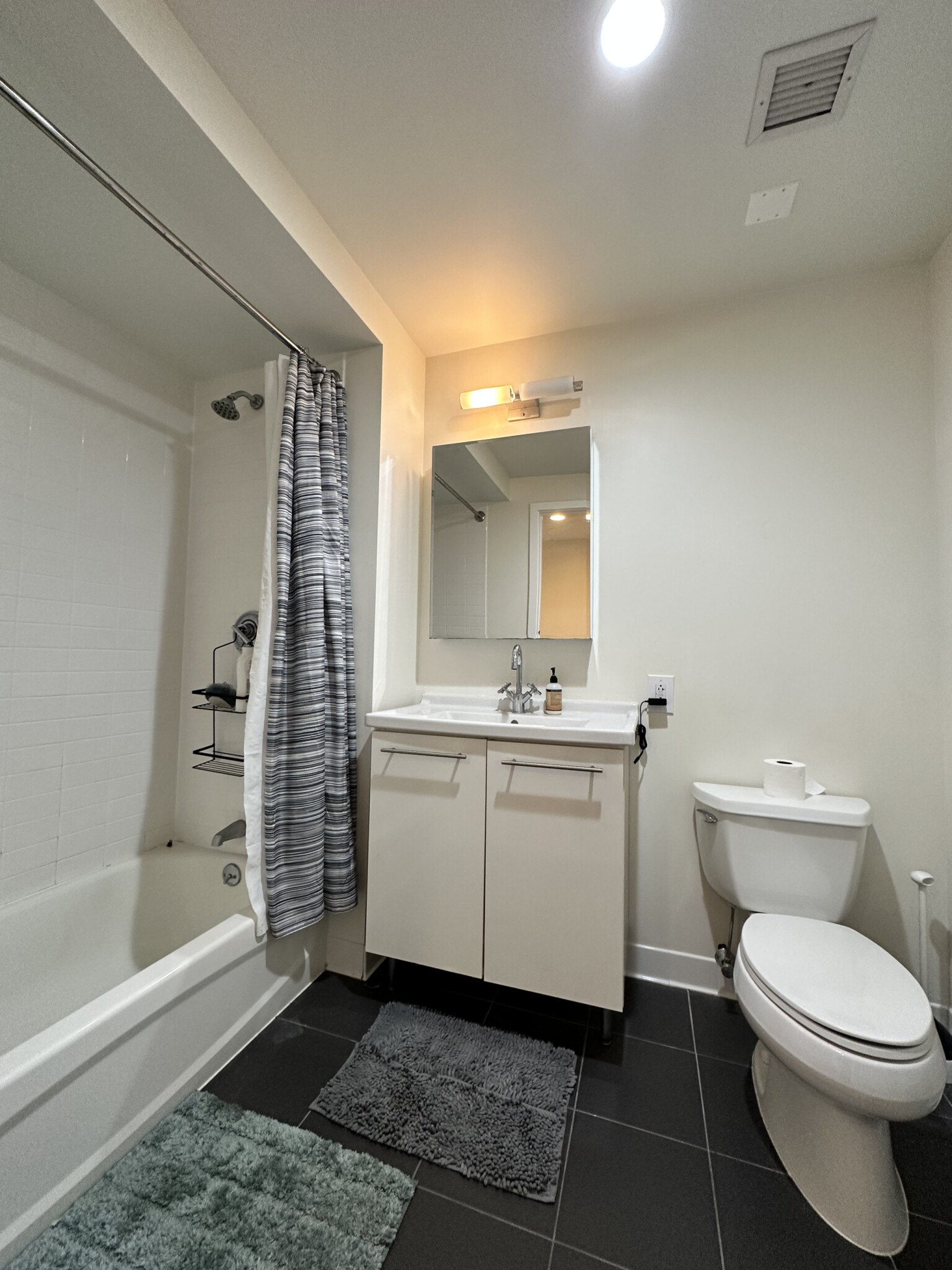 2 Earhart St, East Cambridge