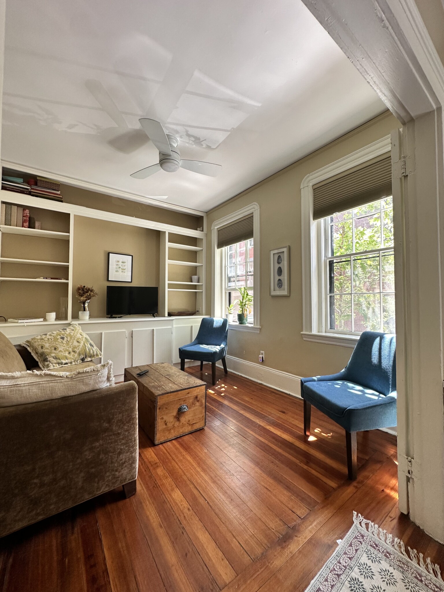 70 Revere St, Beacon Hill