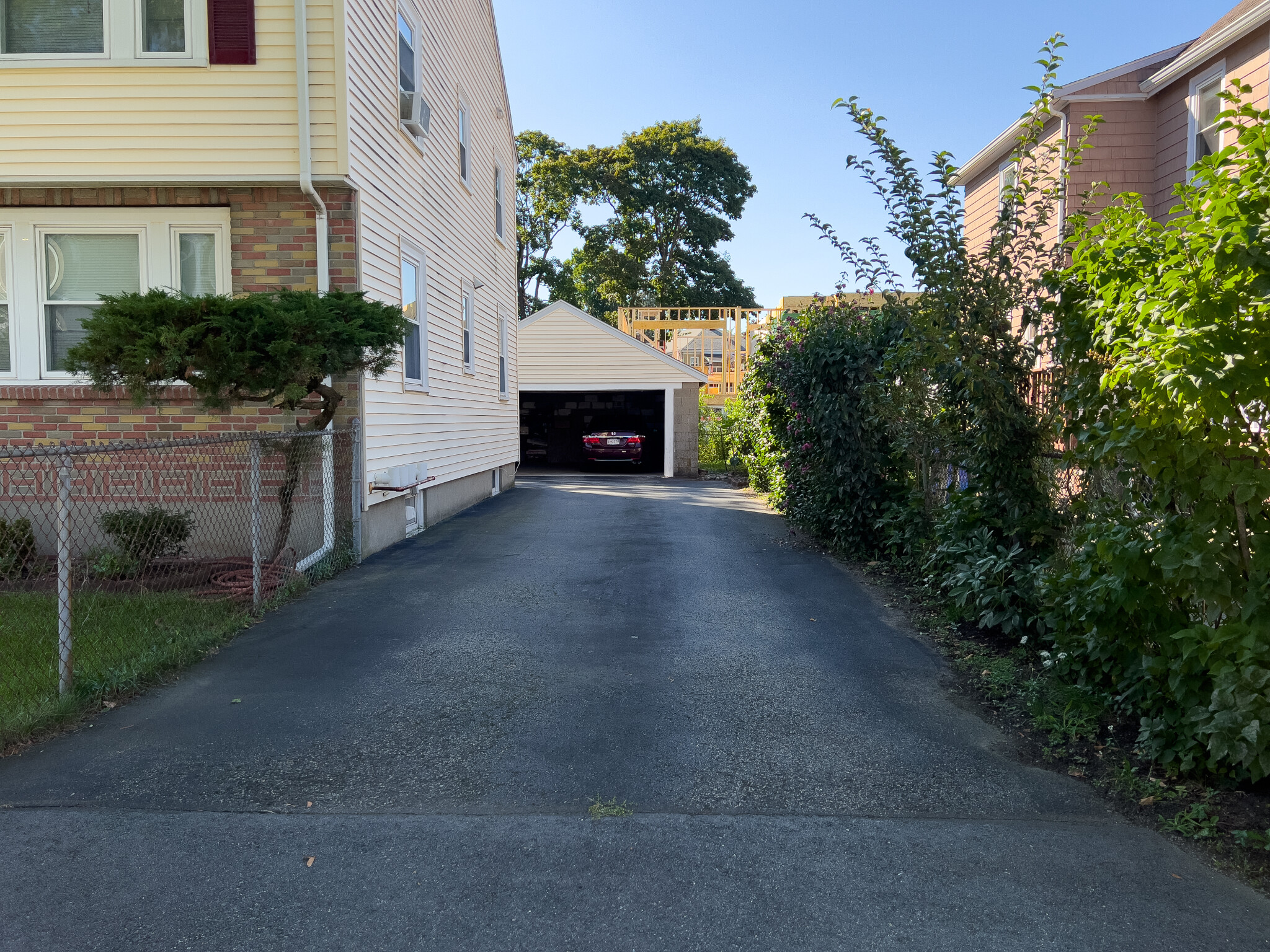 19 21 Bridges Ave, Newtonville