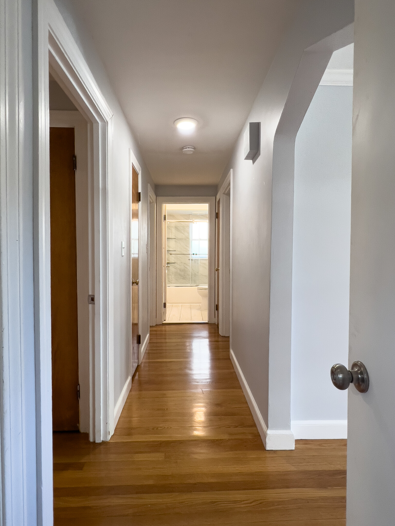 19 21 Bridges Ave, Newtonville