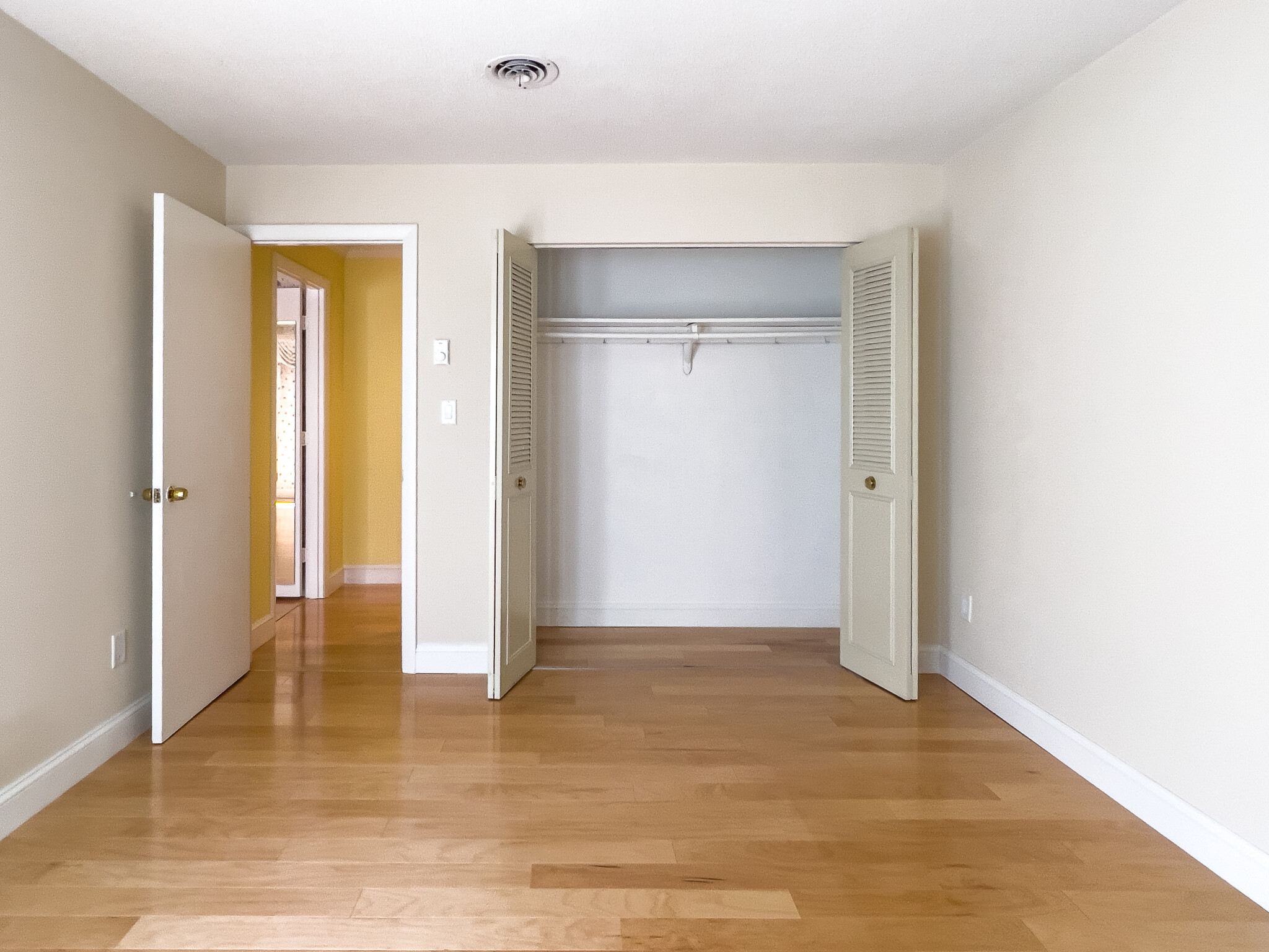 1210 Greendale Ave, Needham