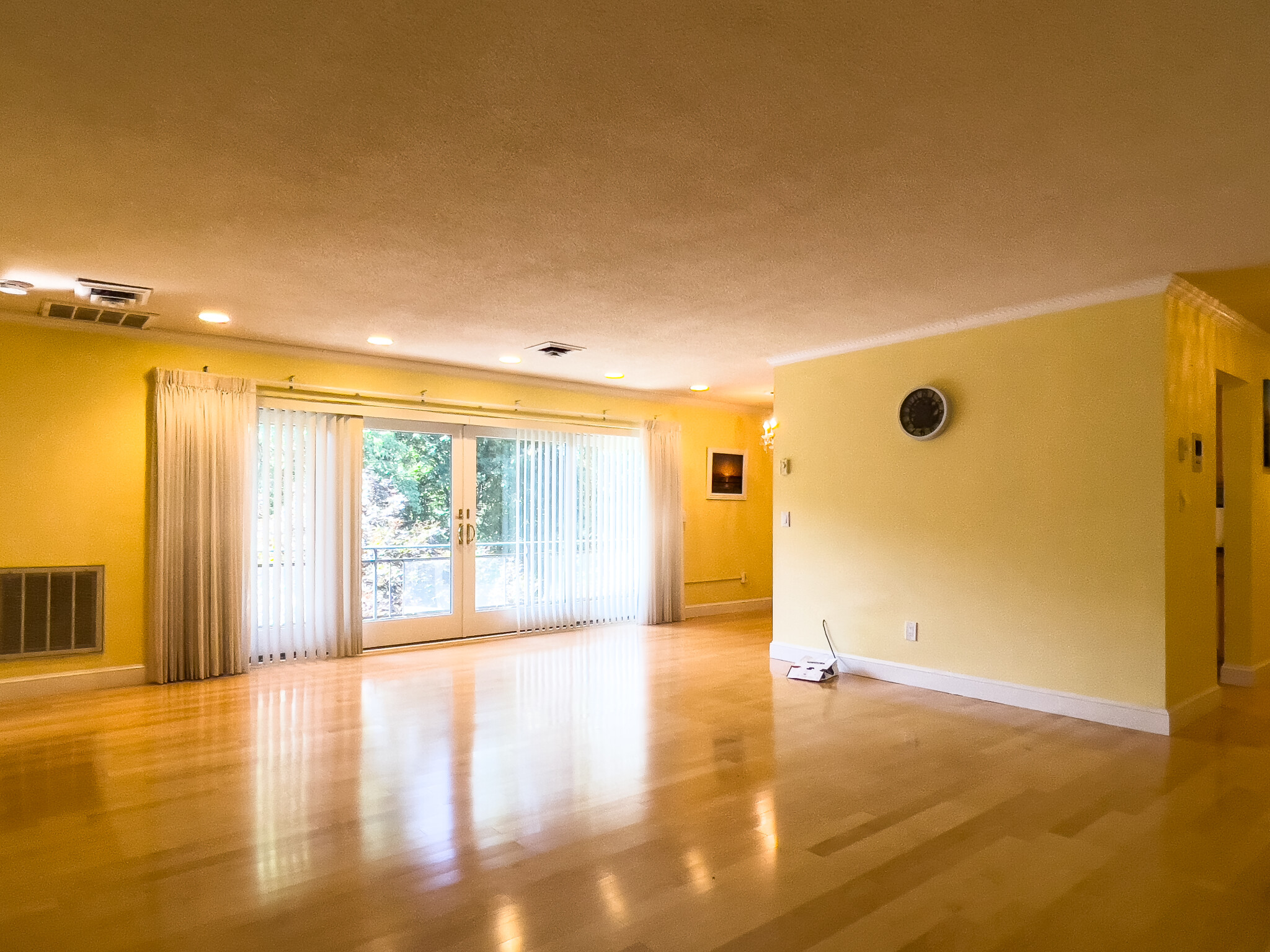 1210 Greendale Ave, Needham