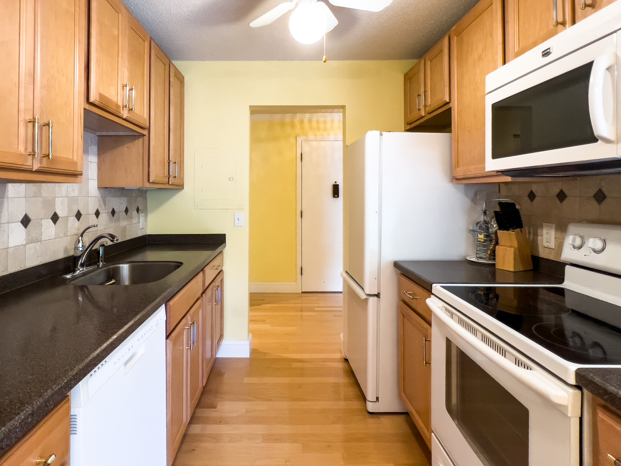 1210 Greendale Ave, Needham