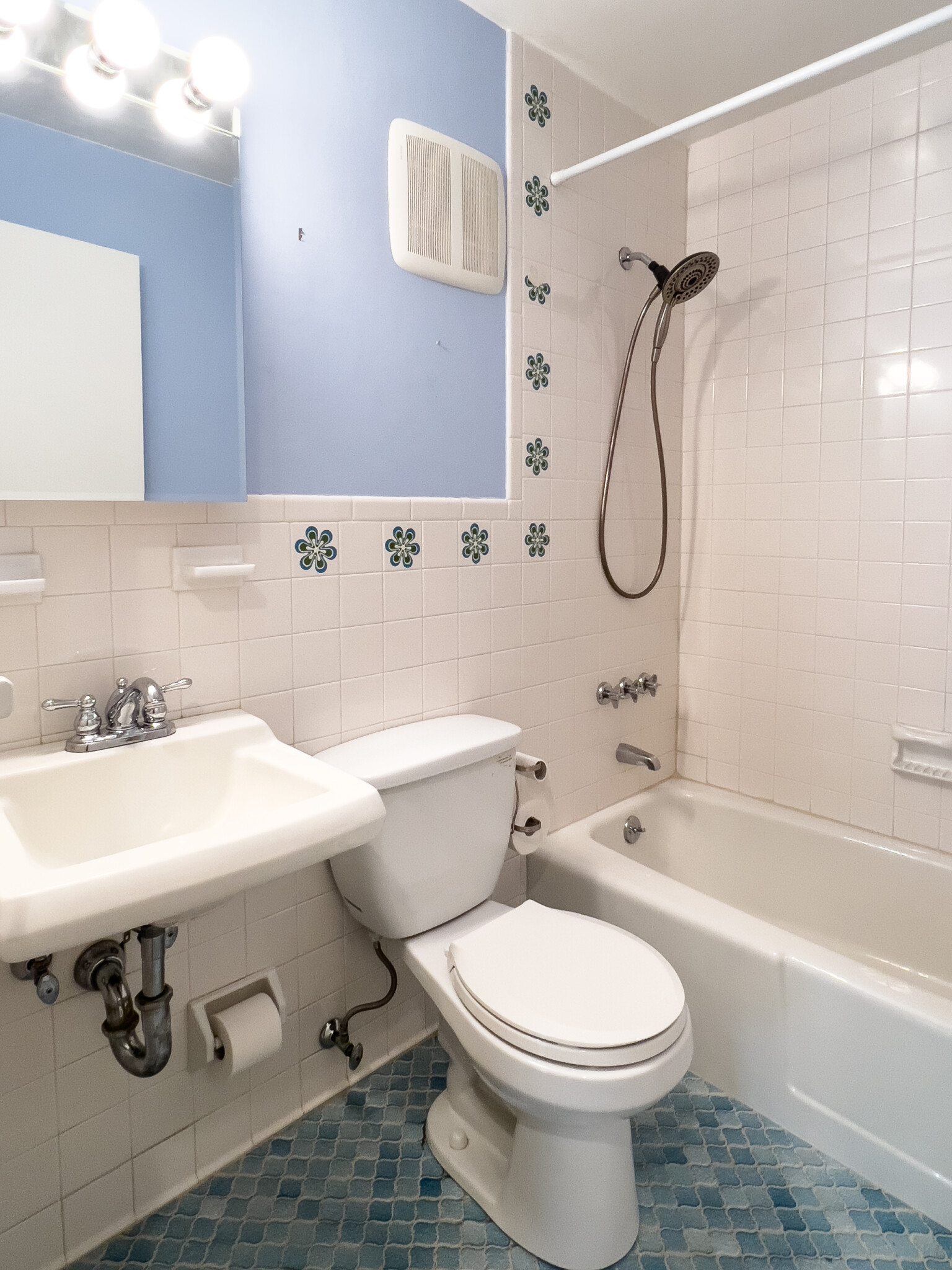 1210 Greendale Ave, Needham