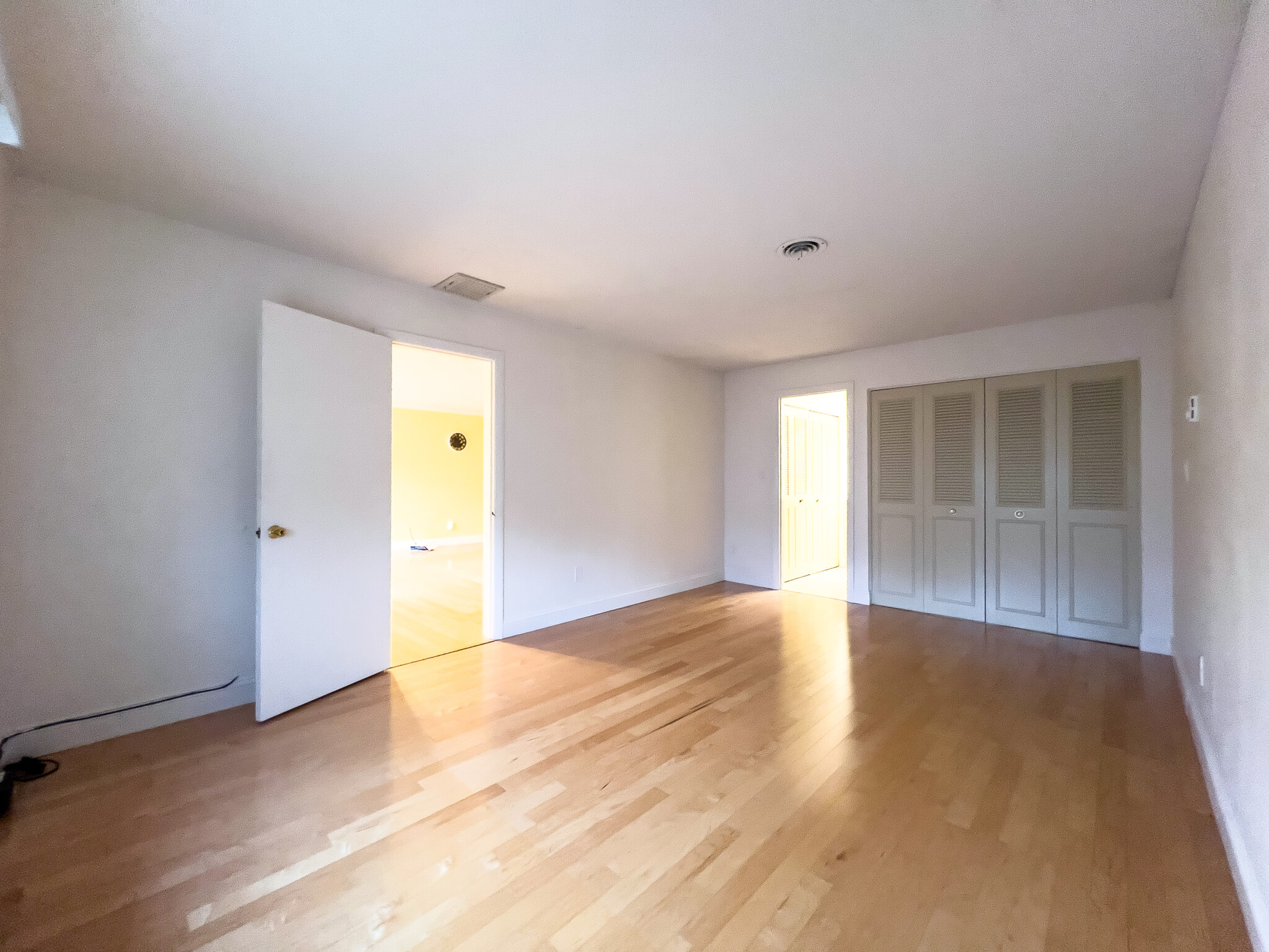 1210 Greendale Ave, Needham