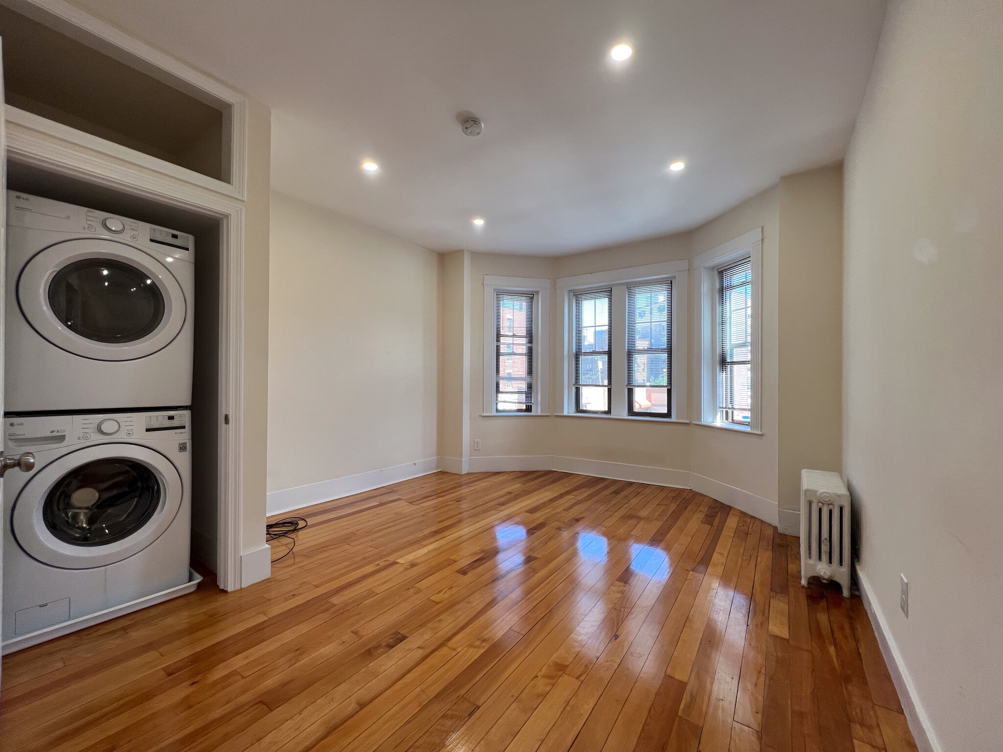 215 Harvard Ave, Allston