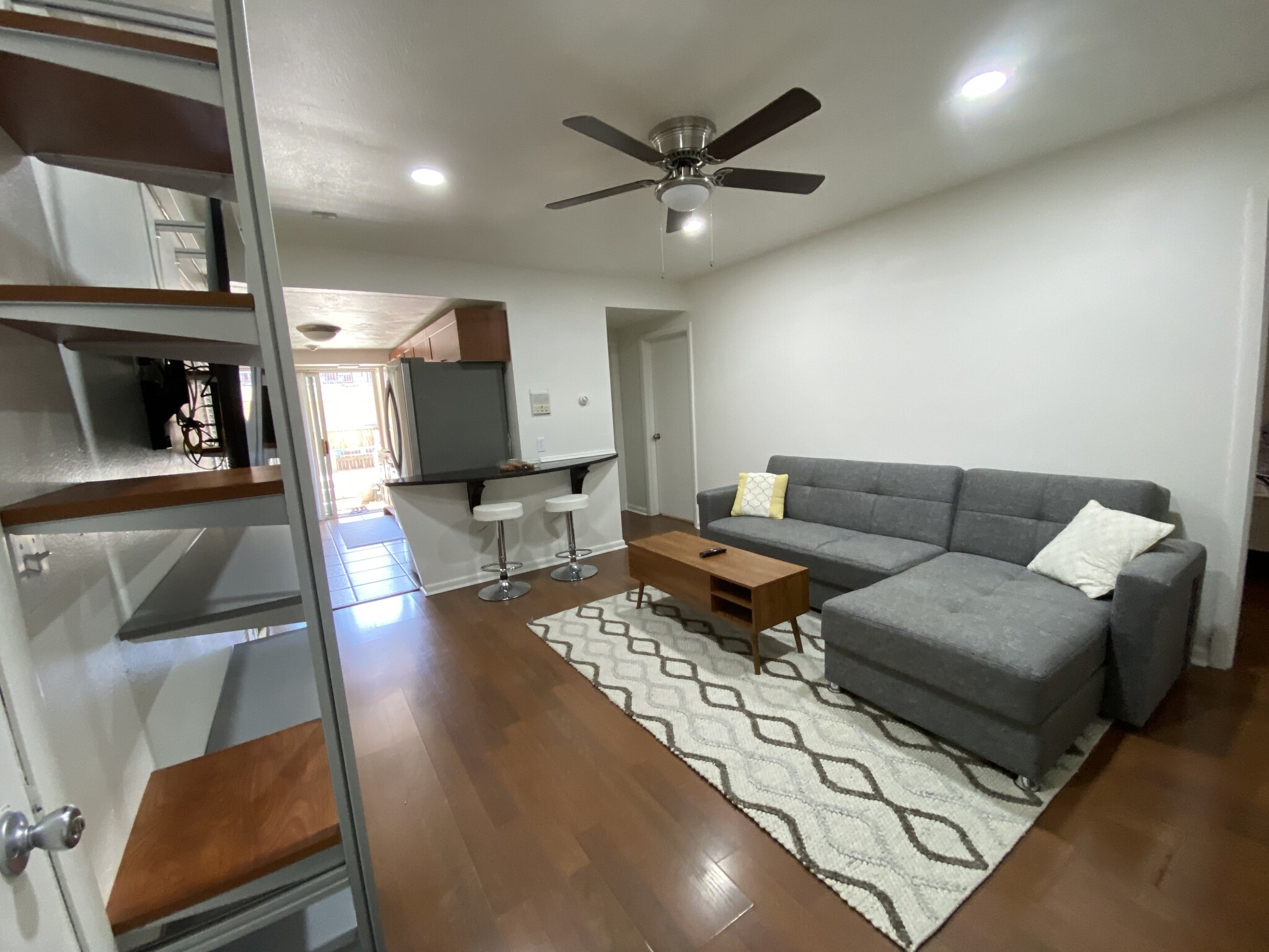 1718 Commonwealth Ave, Brighton